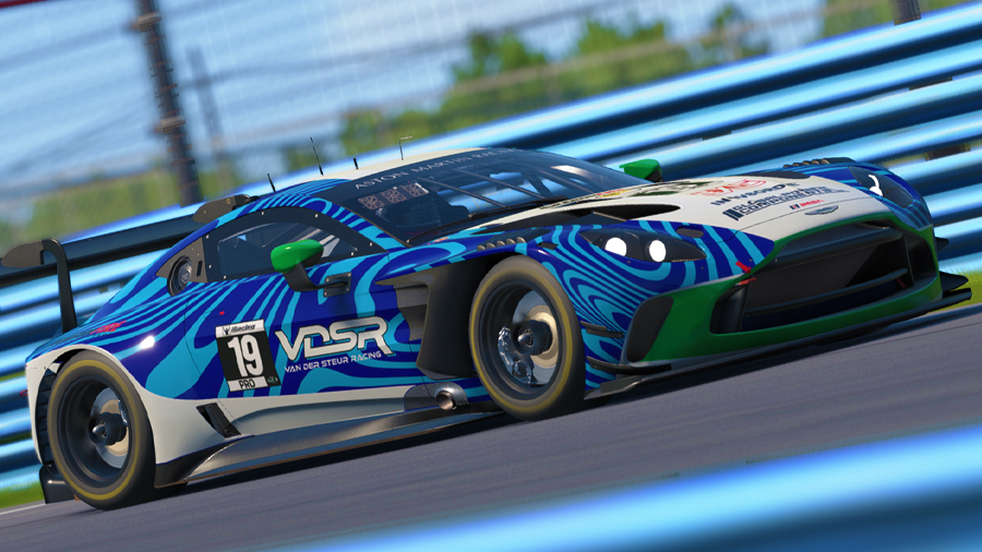 Aston Martin Vantage